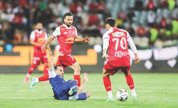 دیدار فوتبال پرسپولیس استقلال خوزستان 
