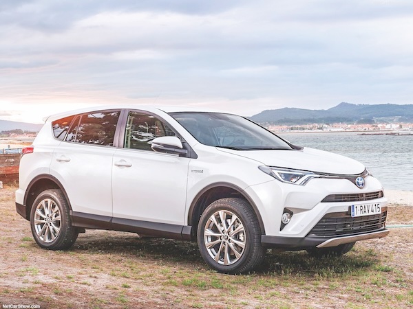 Toyota rav4 (2)