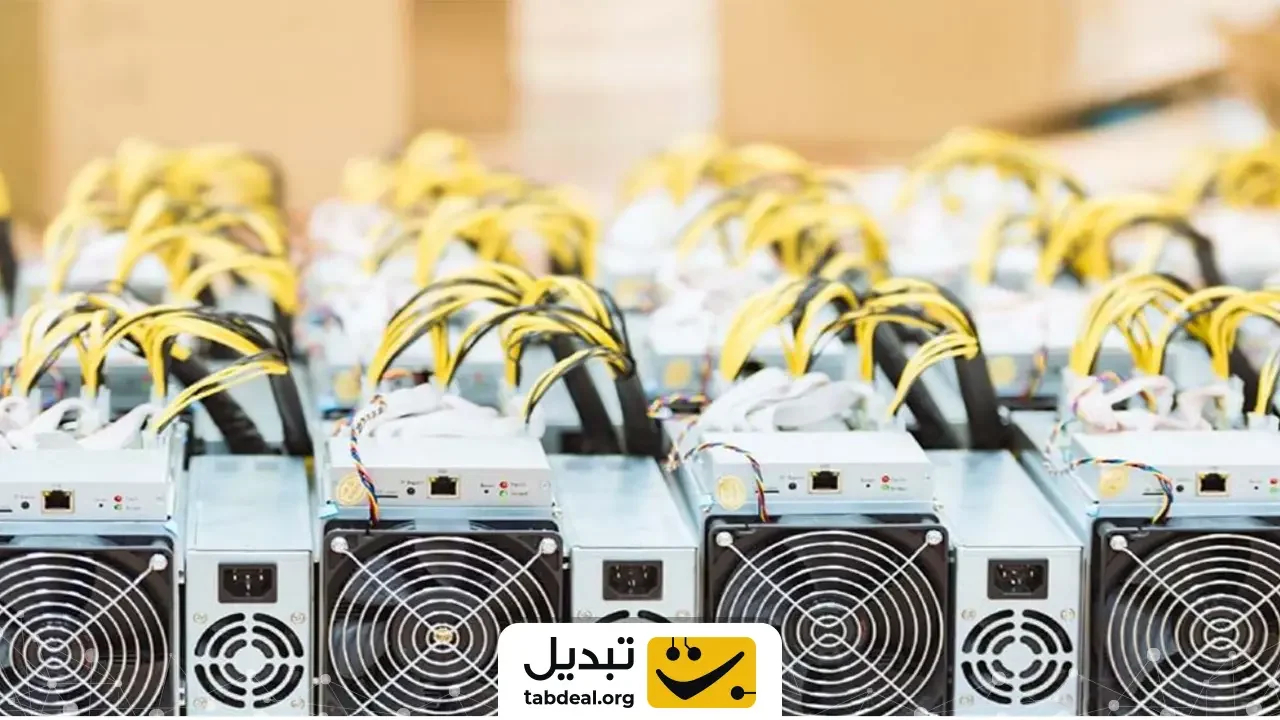 همبستگی معکوس نفت و دارایی‌های امن؛ طلا یا بیت ‌کوین؟