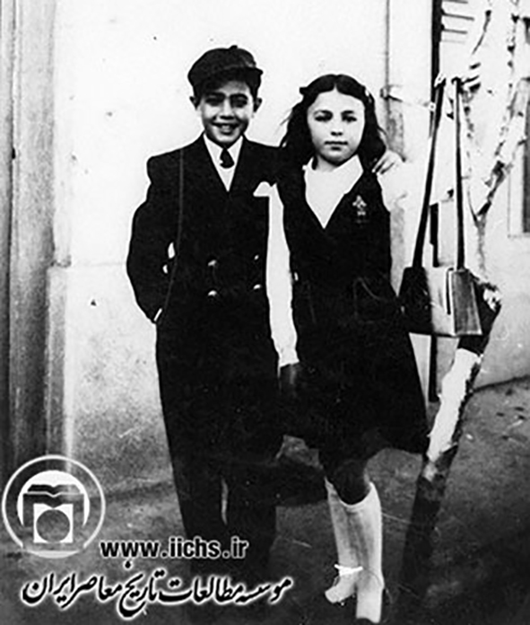 فرح دیبا و رضا قطبی در خردسالی
