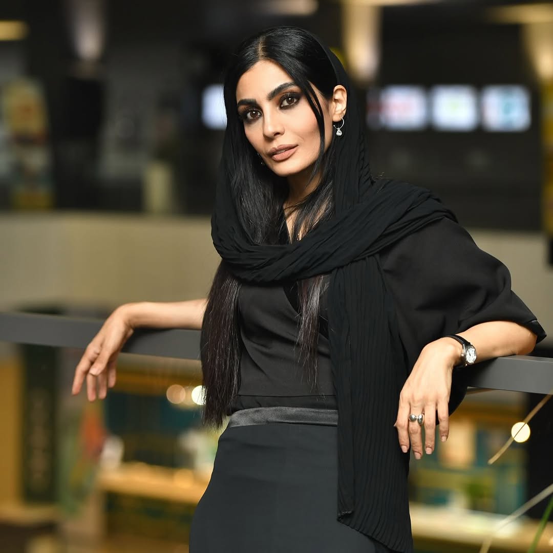 صحرا اسداللهی (2)