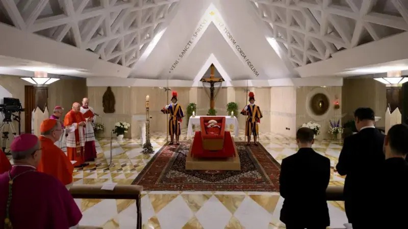 پاپ مراسم