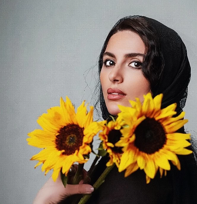 بیوگرافی رها خدایاری بازیگر نقش طاهره در سریال «لحظه گرگ و میش»