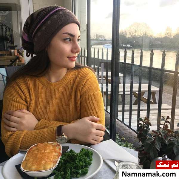 نیلوفر مولایی - Niloofar Molaei