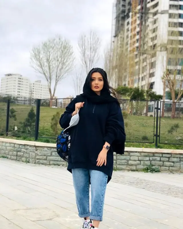نورا محقق (3)