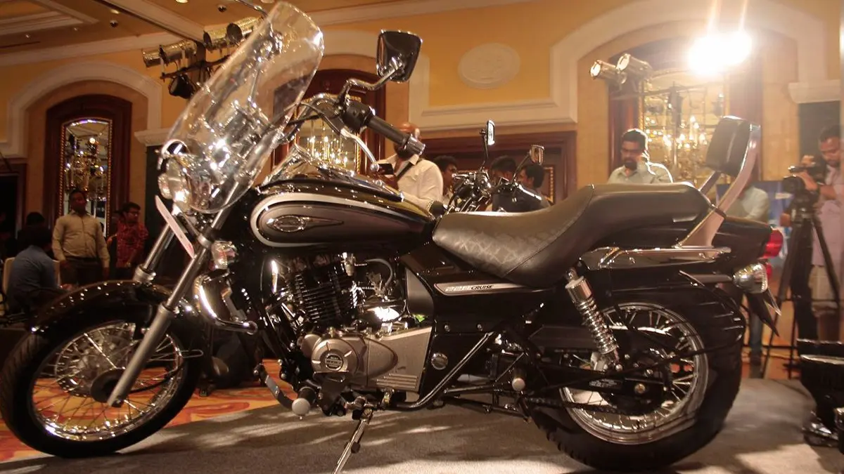bajaj-avenger-220-2