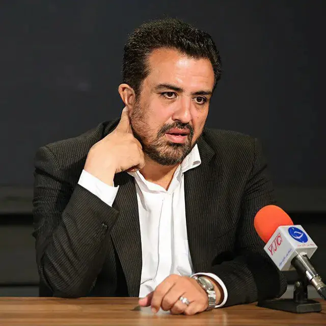 حسینی بای