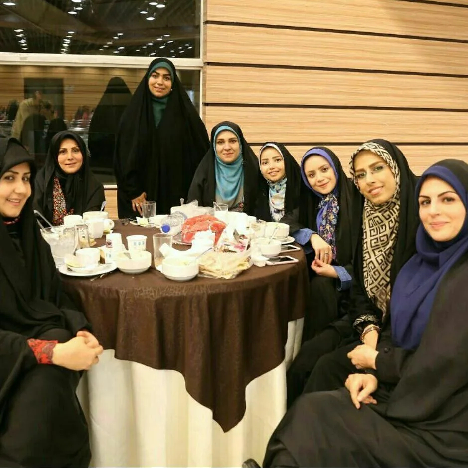 بیوگرافی زهرا رکوعی و همسرش، مجری و گوینده با سابقه بخش خبر صدا و سیما