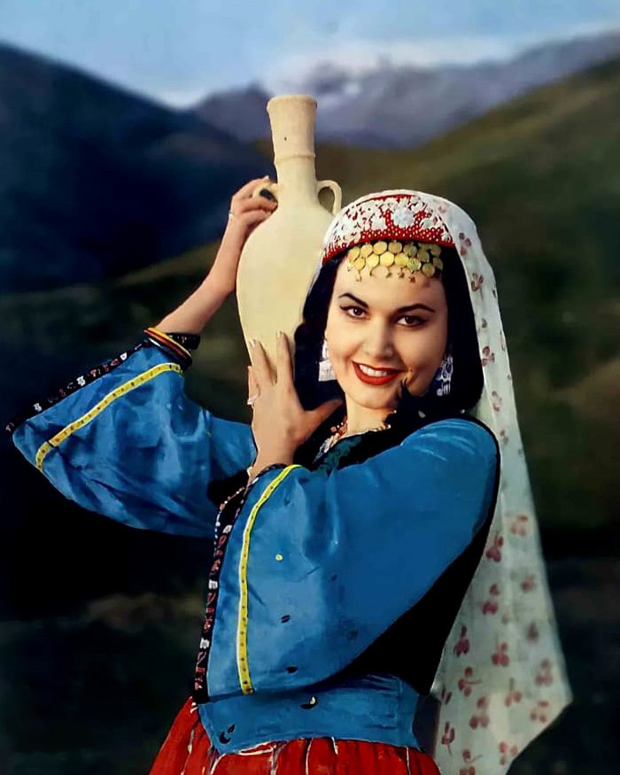 عکس اصلی