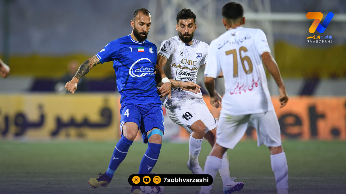 چادرملو عقب‌نشینی کرد؛ حذف پوستر پرحاشیه دیدار با استقلال
