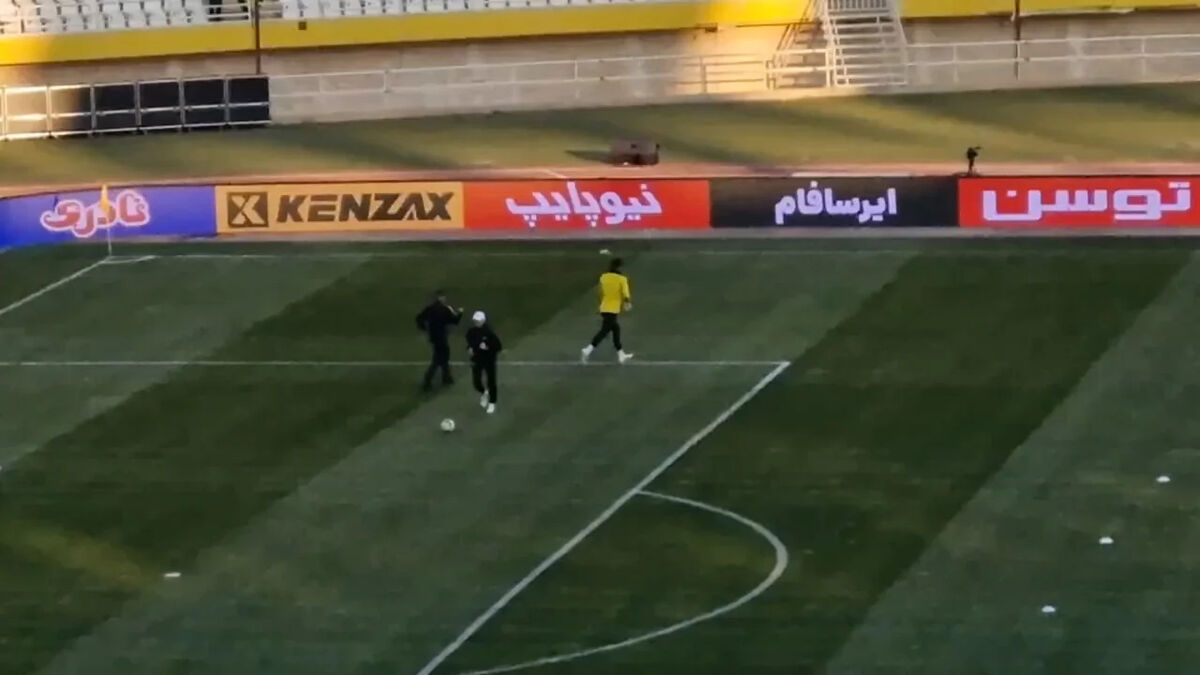 حسینی از سوی استقلالی‌ها و سپاهانی‌ها تشویق شد!