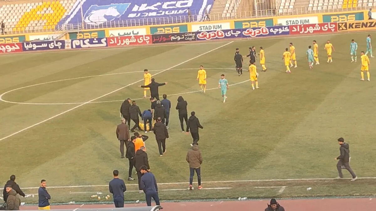 شادی شمس آذری ها پس از پیروزی مقابل پیکان