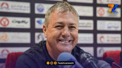 گل محمدی مجوز سرمربیگری در پرسپولیس را ندارد