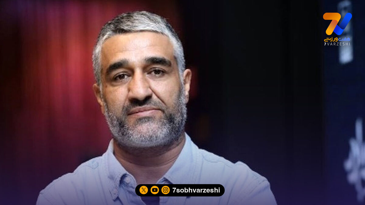 قاب مشترک پژمان جمشیدی با امدادگران هلال احمر