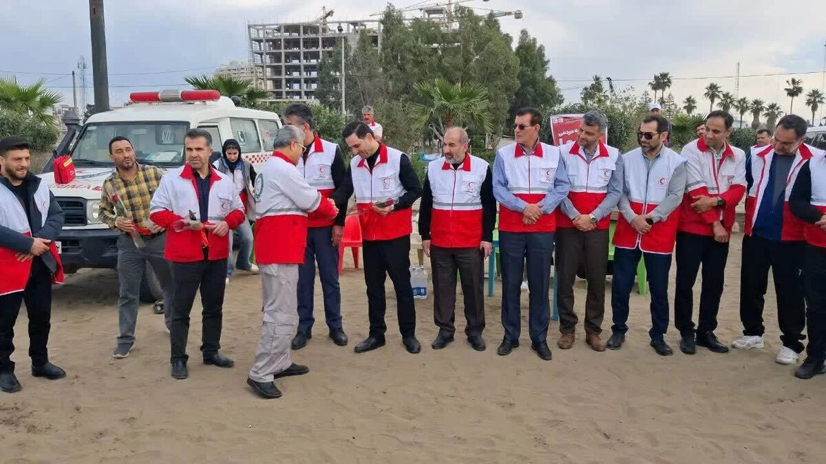 بازدید رئیس فدراسیون از اردوی ساحلی‌بازان در بابلسر