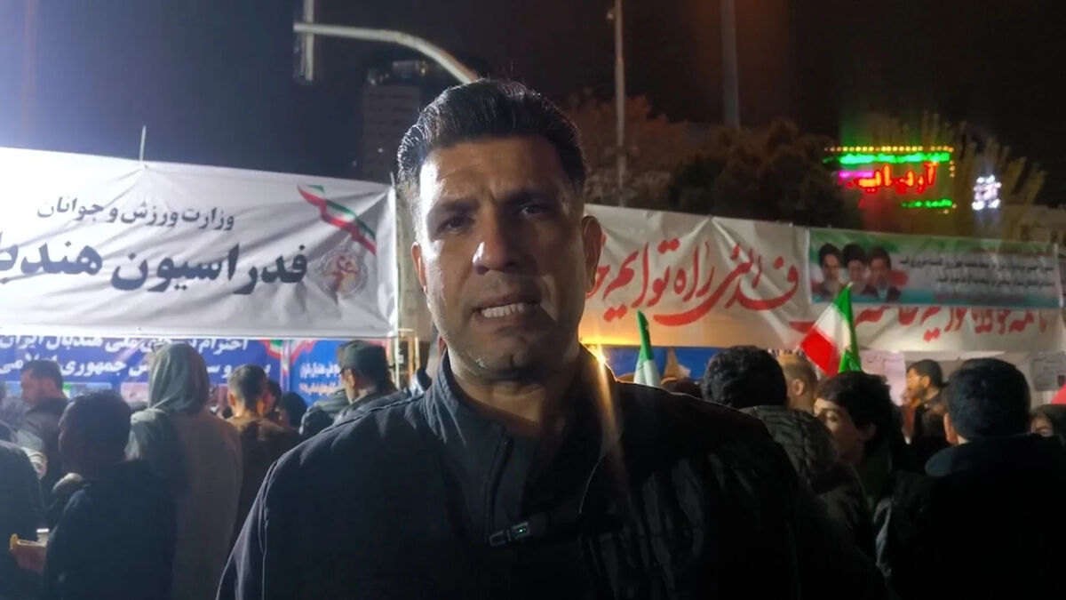 پاکدل: تا پیروزی قطعی جبهه حق علیه باطل در کنار مردم هستیم