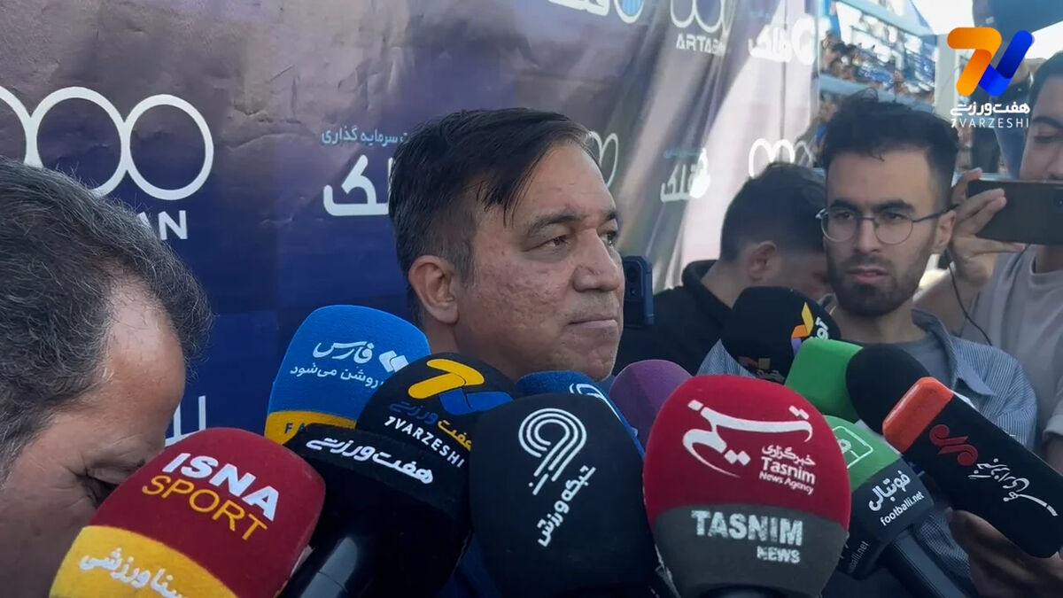 تاجرنیا: ساپینتو تعادل نداشت و ستاره های استقلال را فراری داد!