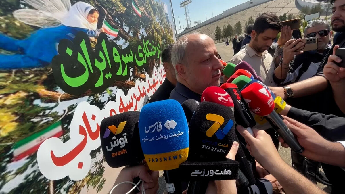 مناف هاشمی: بالغ بر ده هزار میلیارد تا الان برآورد خسارت به سرانه ورزشی شده است