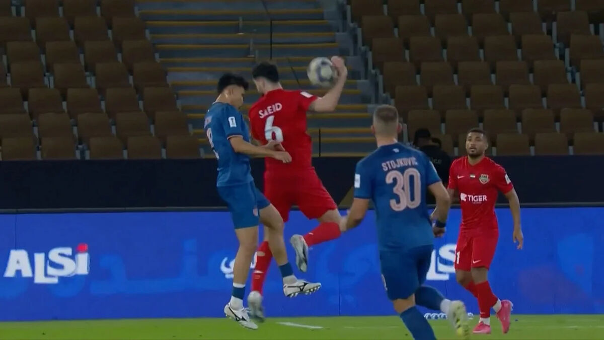 عزت اللهی پنالتی داد؛ گل اول بوریرام به شباب الاهلی