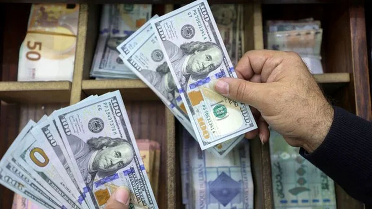 خروج بانک مرکزی از بازار اسکناس دلار