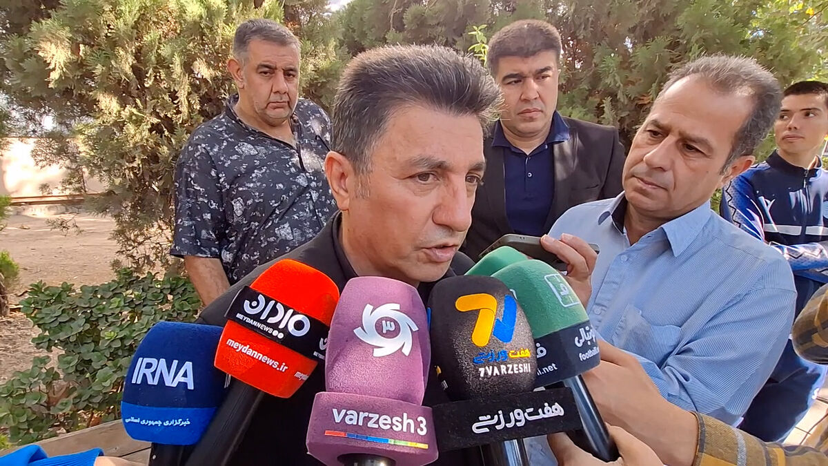 قلعه نویی: باید بیشتر به فکر پیشکسوتان باشیم