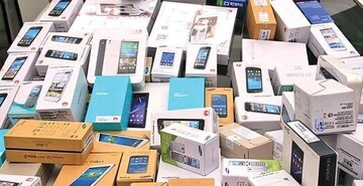 تعرفه واردات موبایل‌های بالاتر از 600 دلار اعلام شد