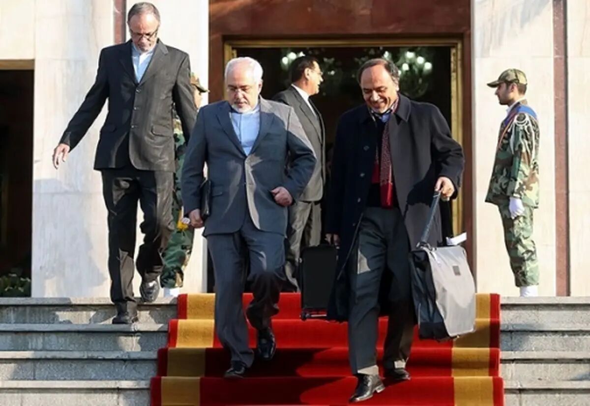 گلایه ابوطالبی از نطق پزشکیان: حوصله خواندن نوشته‌های خودتان را هم ندارید