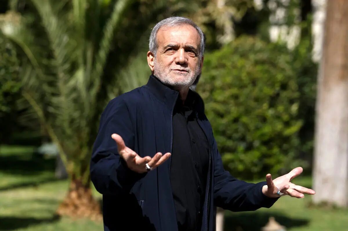 بدل مسعود پزشکیان در یزد دیده شد + عکس