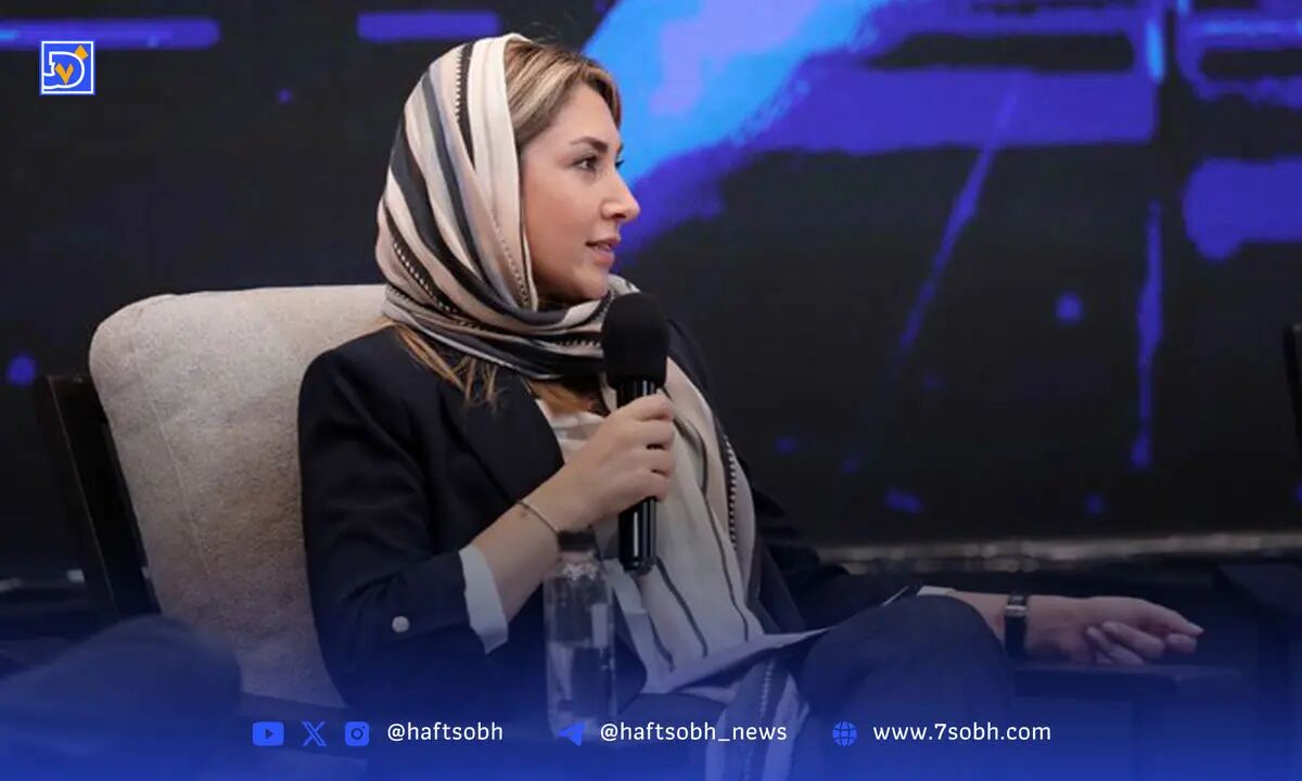 غائله‌ خانم  مدیرعامل | واکنش‌ها به ادبیات عجیب الناز سخائیان