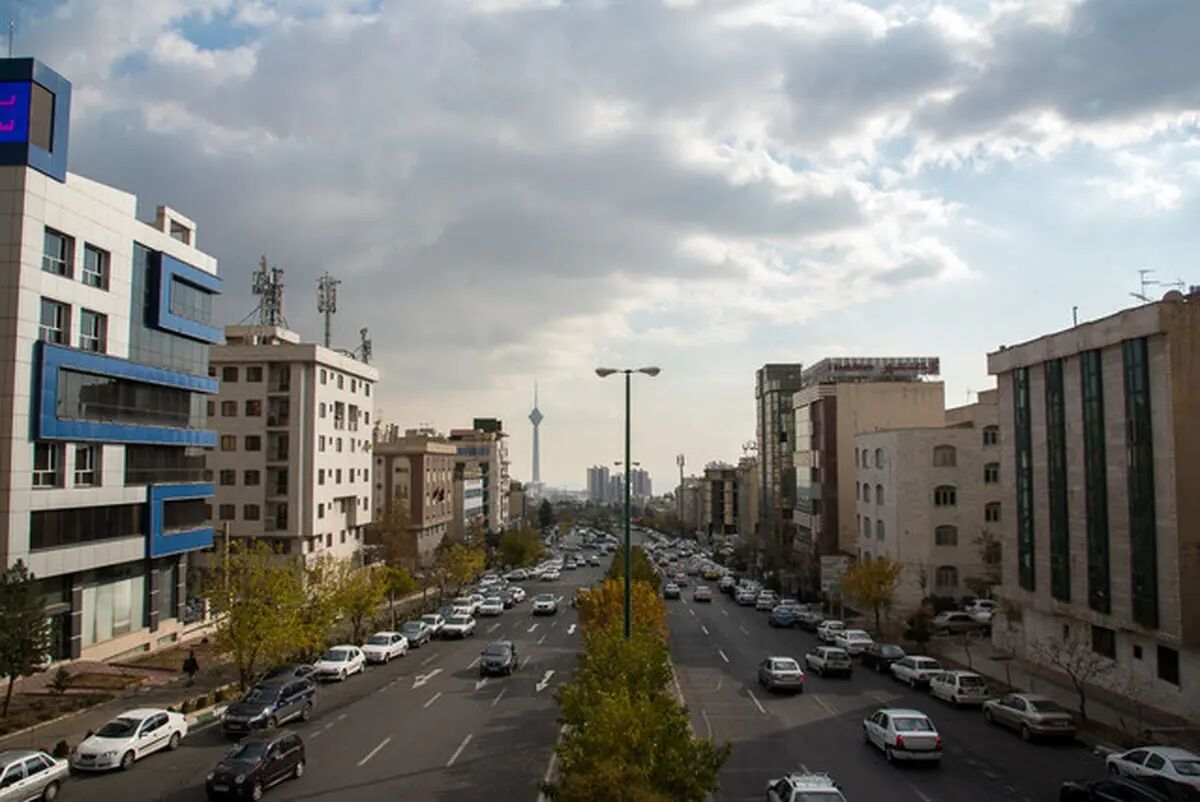 شاخص آلایندگی امروز تهران؛ تنفس هوای قابل قبول