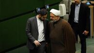 عکس پرحاشیه رسایی و ثابتی در جلسه استیضاح همتی