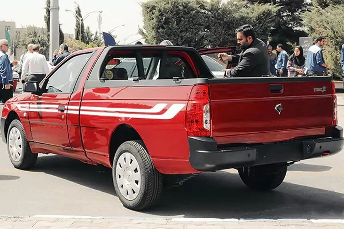 جزئیات اولین فروش ایران‌خودرو در ۱۴۰۴