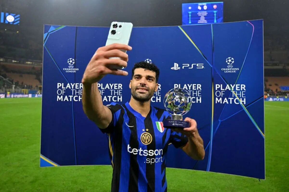 پوستر  AFC ، با درخشش طارمی