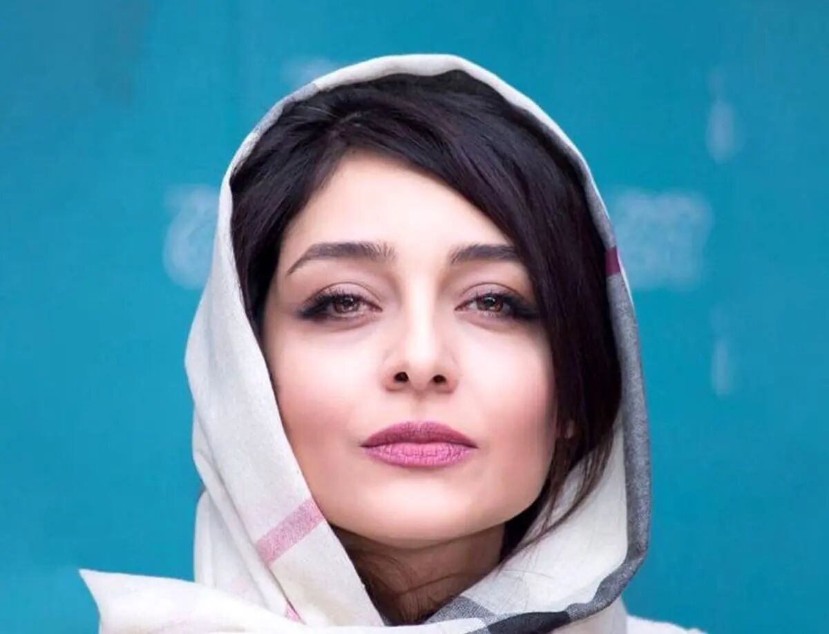 ساره بیات بدون روسری با تیپ جذاب سوارکاری!
