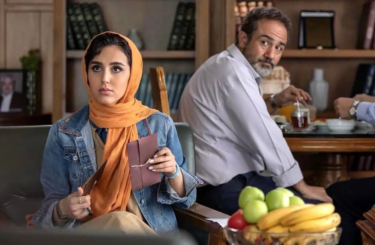 نگار نیکدل، بازیگر نقش شیدا در زخم‌کاری با تیپ و استایل بهاری 1404