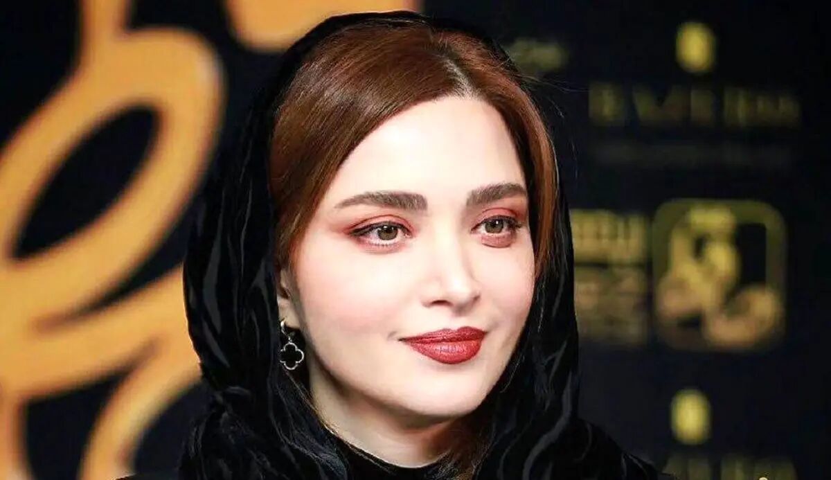 قاب خانوادگی بهنوش طباطبایی در تولد ۴۴ سالگی‌اش