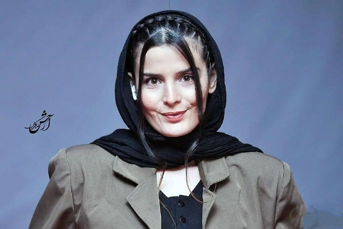 بیوگرافی غزاله اکرمی