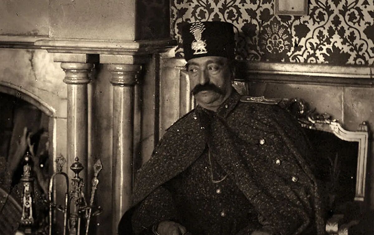 سفر در تاریخ; عکس بیست تومانی زمان ناصرالدین‌ شاه قاجار