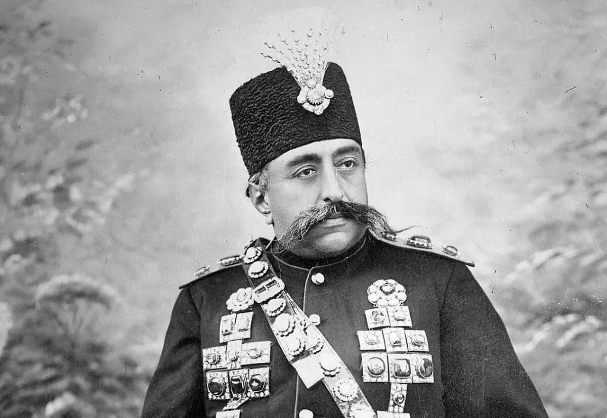 سفر به عصر قاجار؛ از مظفرالدین شاه و صندلی چوبی تا خانوادۀ ارمنی و نقاشی عیسی مسیح