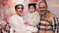 نگاهی به آشپزخانه ایرانی‌پسند خانه مهران غفوریان؛ از لوازم خانگی برند و چیدمان خاص تا رنگ کابینت‌ها و لوستر شیک
