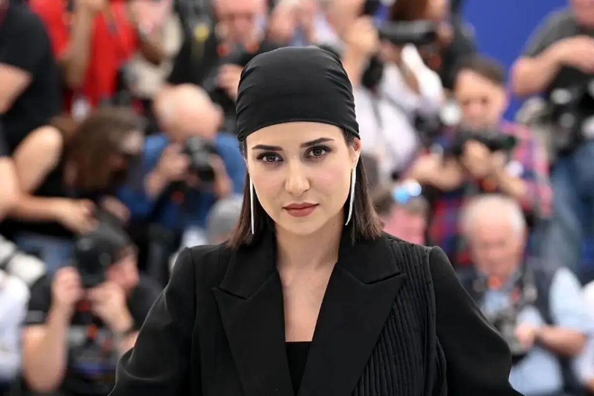 تیپ و استایل پریناز ایزدیار