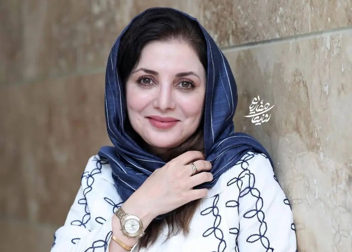 درخشش رویا میرعلمی با استایلی ساده و شیک