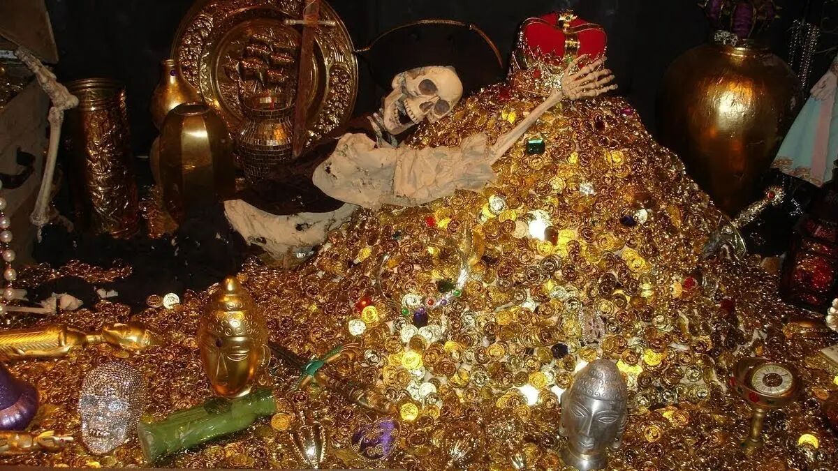 کشف گنج کاخ سلجوقی ۳۹۲ سکه تاریخی در کاوش‌های کمرزرین اصفهان