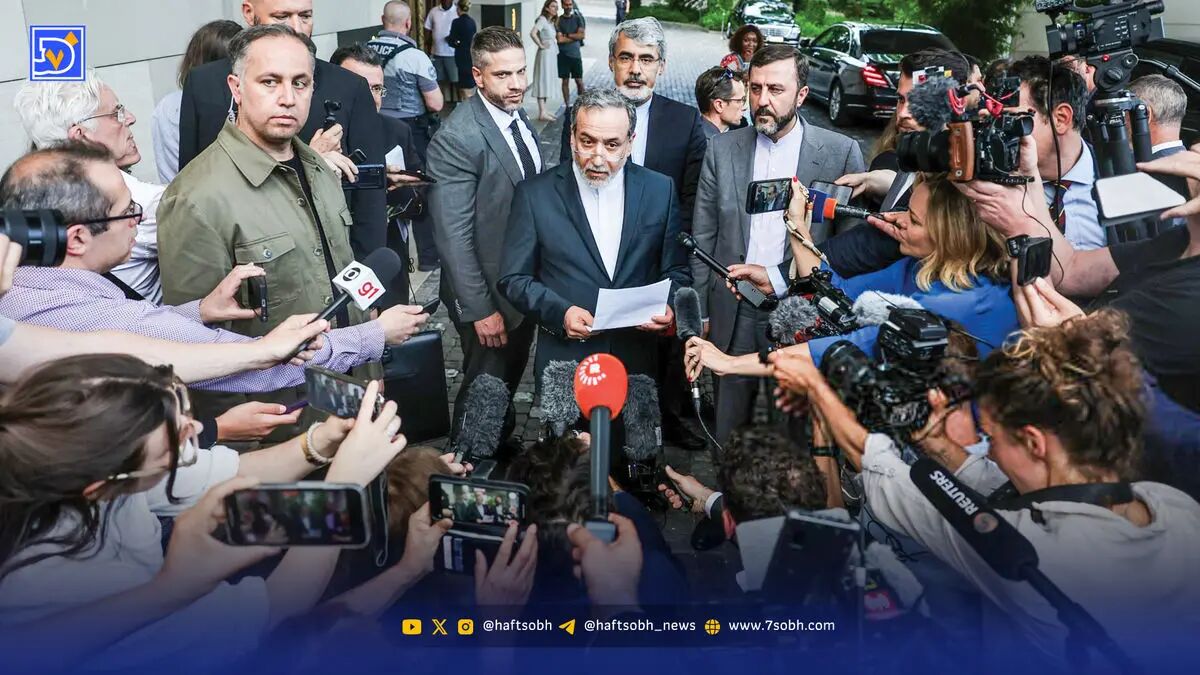 نگاهی به عملکرد وزیر خارجه دولت چهاردهم از زبان موافقان و مخالفان