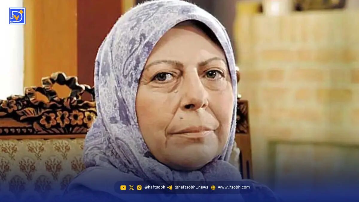 تیپ و استایل ثریا قاسمی با لباس های رنگارنگ + عکس