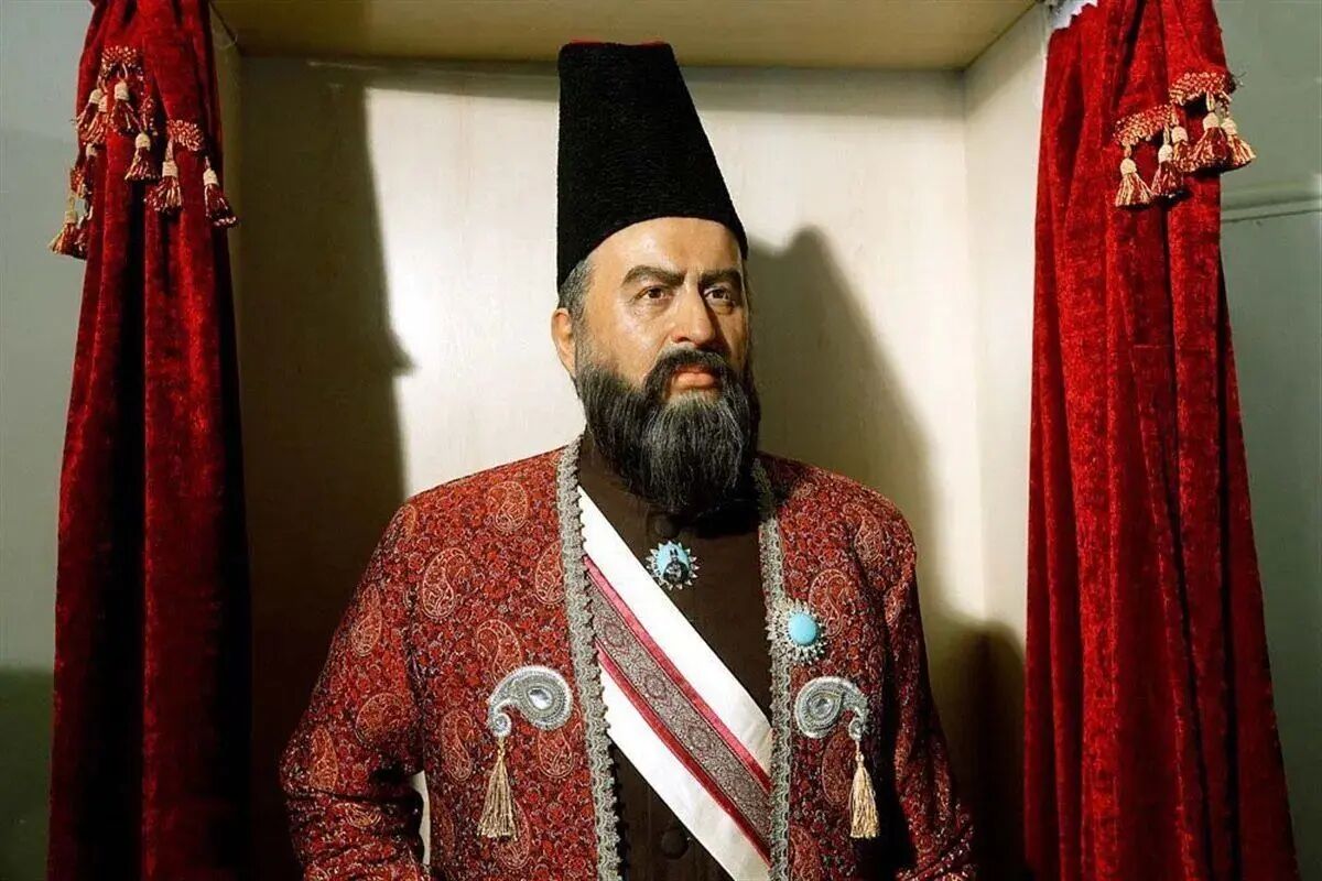 وصیت نامه امیر کبیر که با خون خود روی دیوار حمام فین نوشت