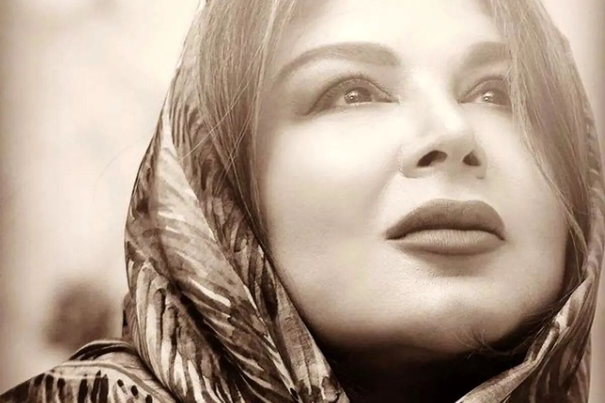 عکس روز | استایل آبی عمه خانم سریالِ لحظه گرگ‌و‌میش