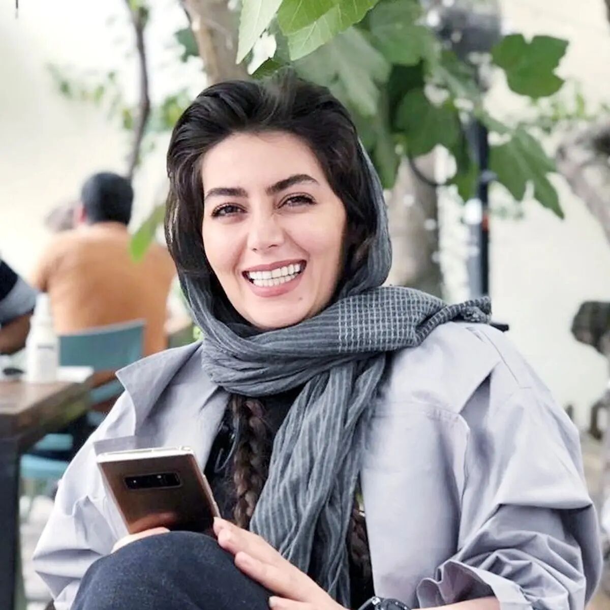 دلبری متفاوت روژان سریال نون خ در باشگاه انقلاب
