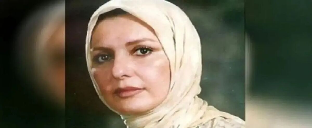 سفر در زمان| «گوگوش» در ۲۱ سالگی با چادر مشکی