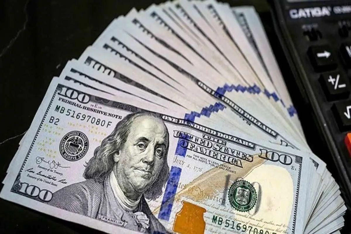 قیمت دلار امروز یکشنبه ۷ دی ۱۴۰۴ / نابودی ریال به روایت اعداد